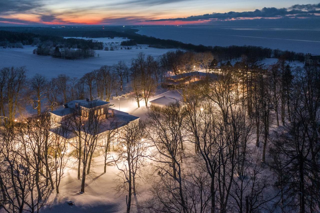 Hotel Saka Manor Exteriér fotografie