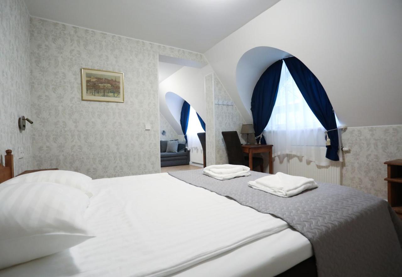 Hotel Saka Manor Exteriér fotografie