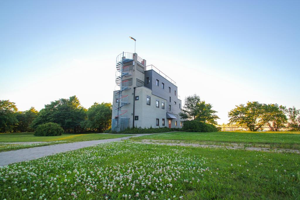 Hotel Saka Manor Exteriér fotografie